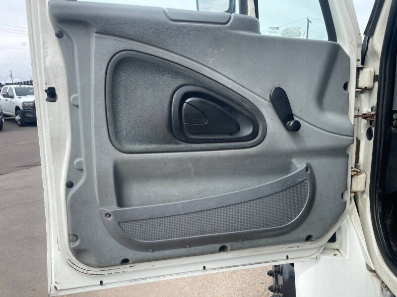 2004 International DuraStar 4300