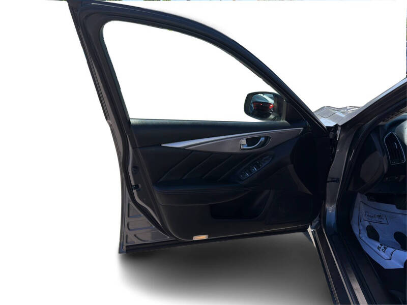 2014 Infiniti Q50