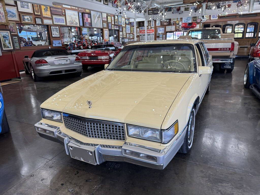 1989 Cadillac DeVille 23