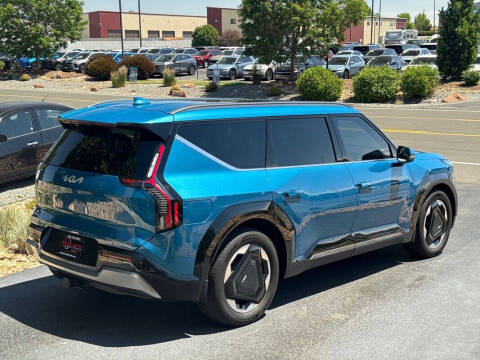 2024 Kia EV9 Land