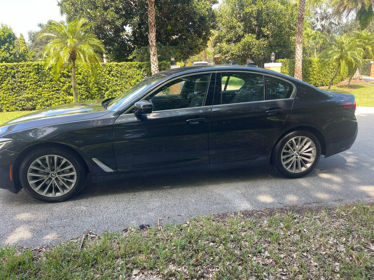 2021 BMW 530i Sedan - $37,995