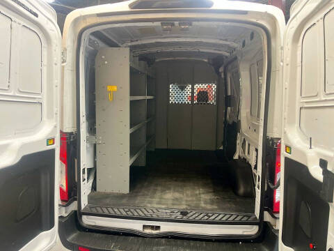 2023 Ford Transit