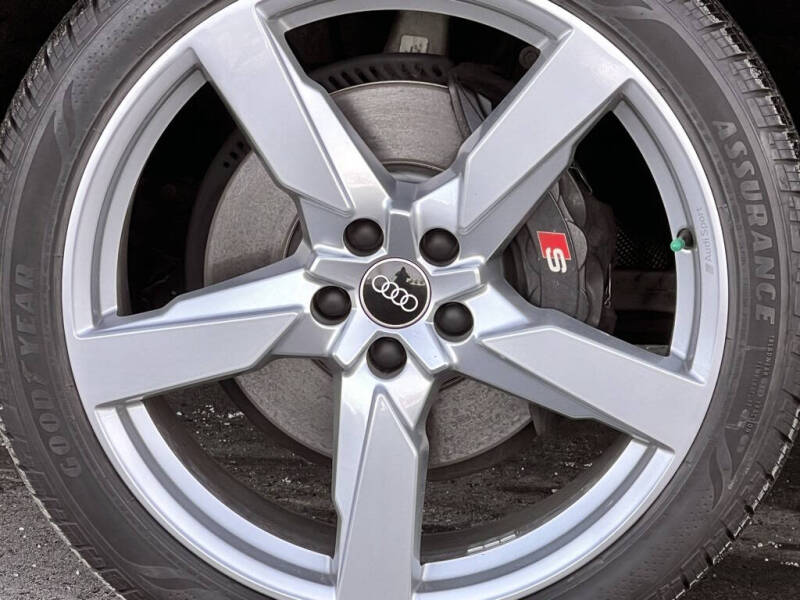 2022 Audi SQ5 Sportback 3.0T quattro Premium Plus