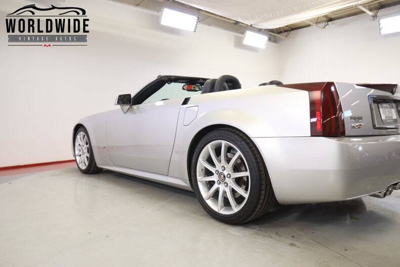 2006 Cadillac XLR-V