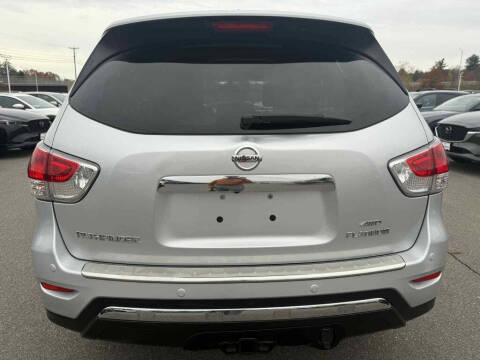 2014 Nissan Pathfinder Platinum