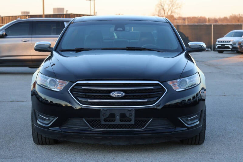 2017 Ford Taurus Limited