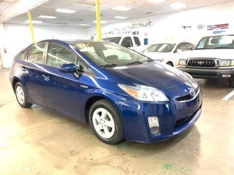 2010 Toyota Prius for sale at Lux Global Auto Sales in Sacramento CA
