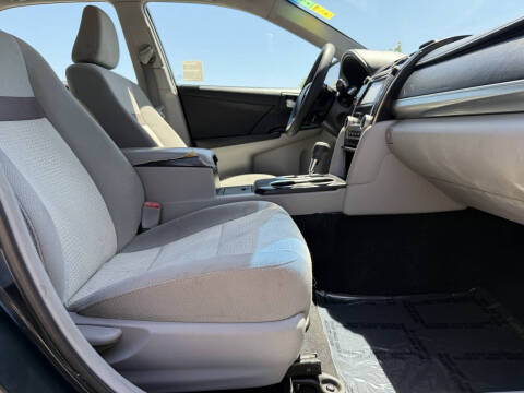 2012 Toyota Camry LE