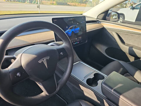 2023 Tesla Model Y Long Range