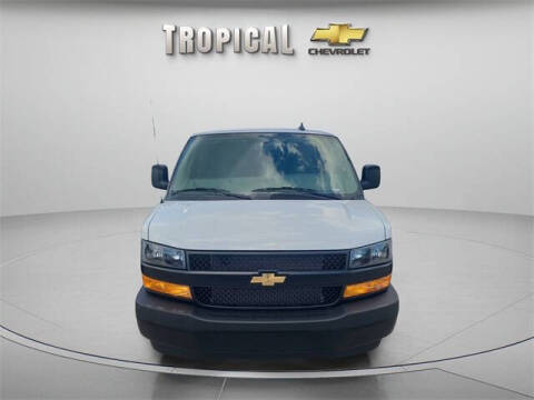 2025 Chevrolet Express 2500