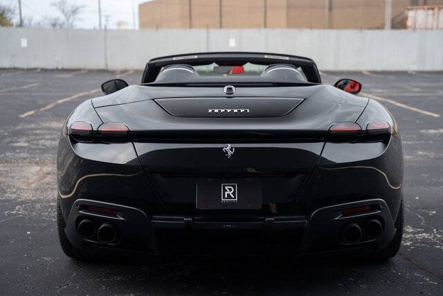 2025 Ferrari Roma Spider
