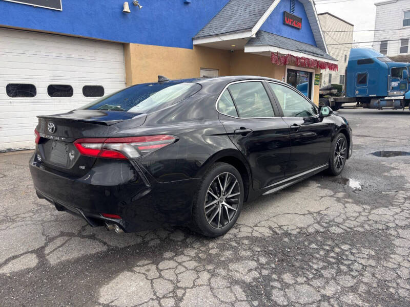 2023 Toyota Camry SE Nightshade