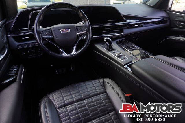2023 Cadillac Escalade-V
