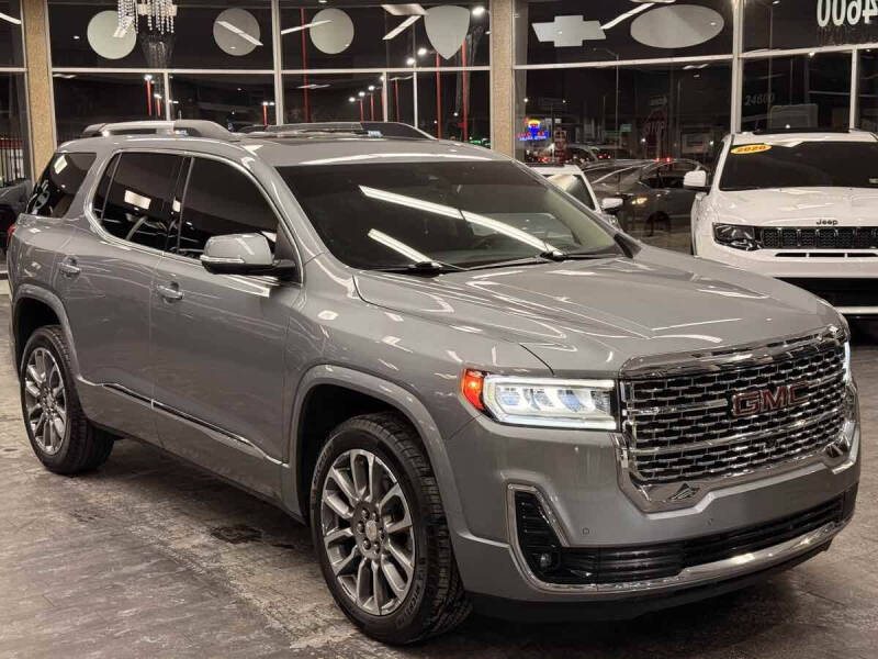 2023 GMC Acadia Denali