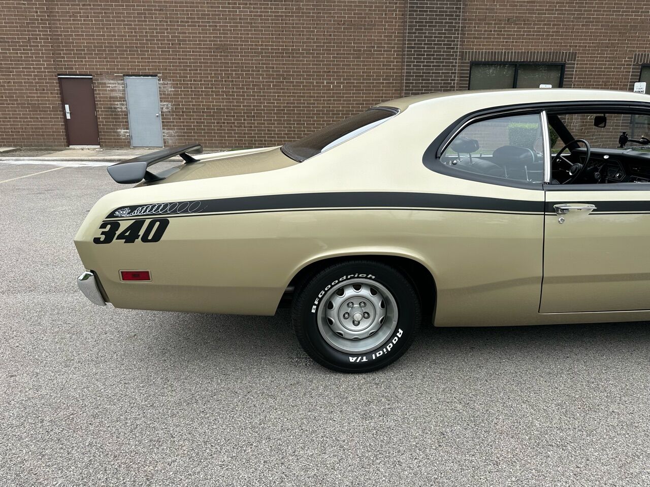 1970 Plymouth Duster 37