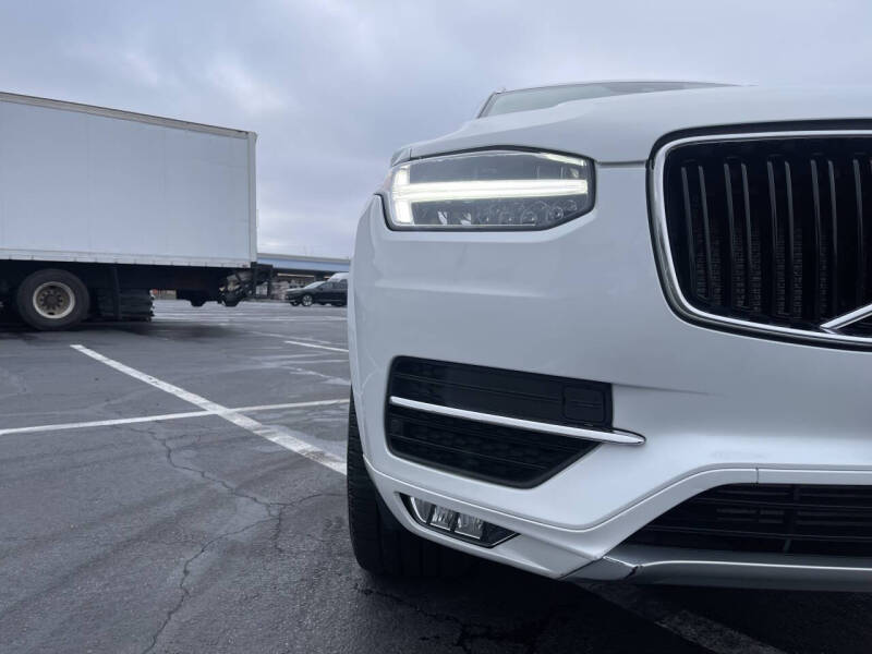2019 Volvo XC90 T5 Momentum