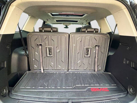 2022 GMC Acadia Denali