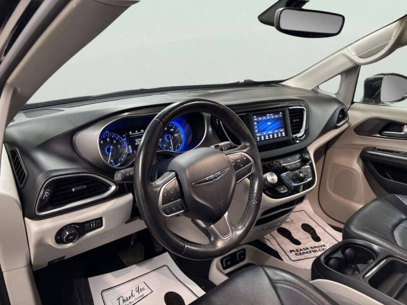 2020 Chrysler Pacifica Touring L 35th Anniversary