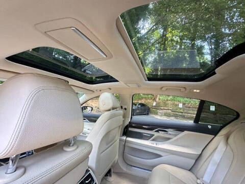 2018 BMW 7 Series 740i