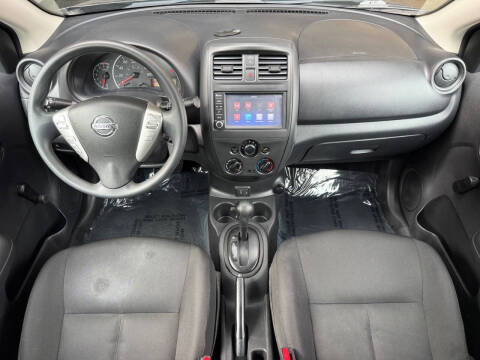 2019 Nissan Versa S Plus