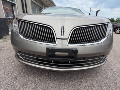 2015 Lincoln MKS