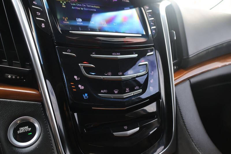 2017 Cadillac Escalade ESV Premium Luxury