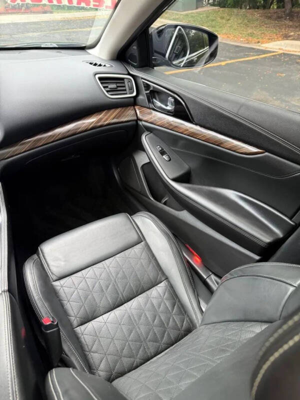 2016 Nissan Maxima Platinum