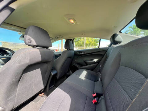 2017 Chevrolet Cruze LS Auto