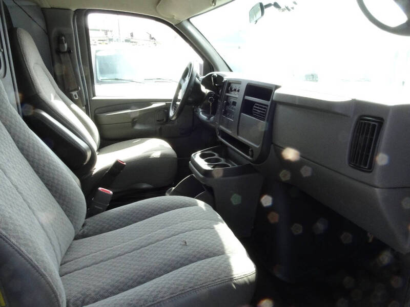 2006 GMC Savana 2500
