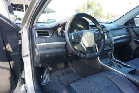 2015 Toyota Camry SE