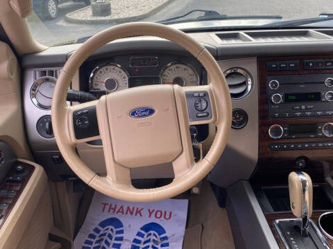 2011 Ford Expedition XLT