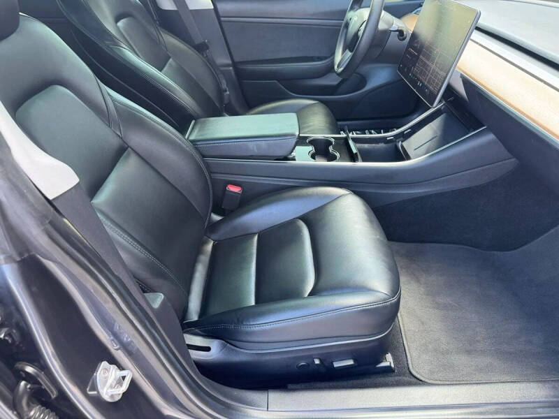2020 Tesla Model 3 Standard Range Plus