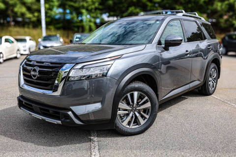 2024 Nissan Pathfinder SL