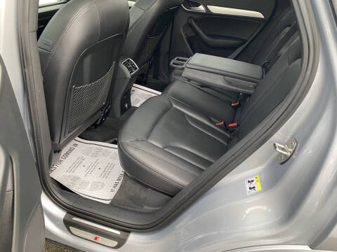 2018 Audi Q3 2.0T quattro Premium Plus