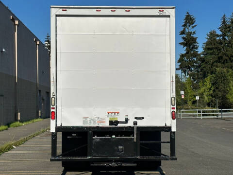 2017 International DuraStar 4300