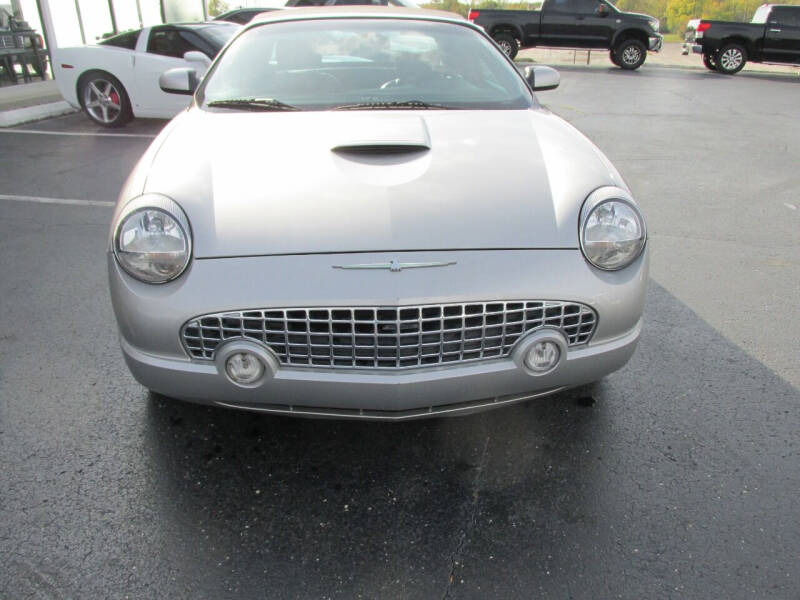 2004 Ford Thunderbird Deluxe
