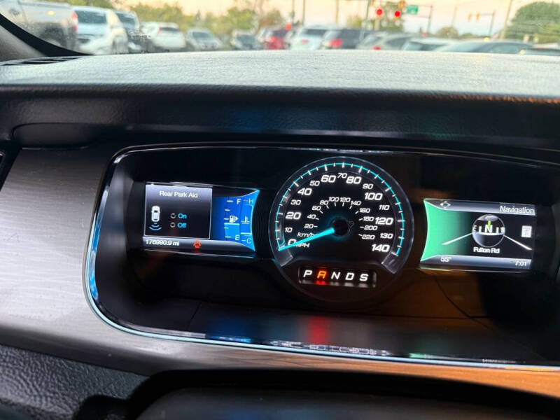 2015 Ford Taurus SEL