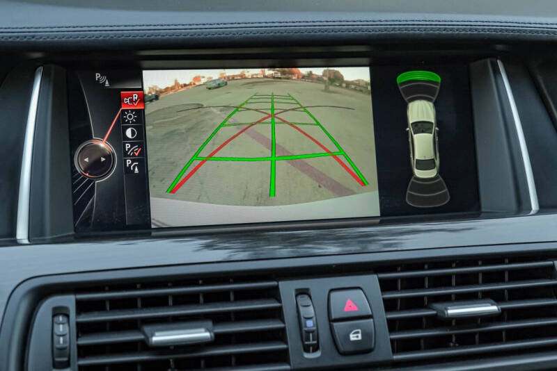 2016 BMW 5 Series 550i