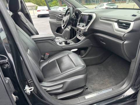 2023 GMC Acadia SLT