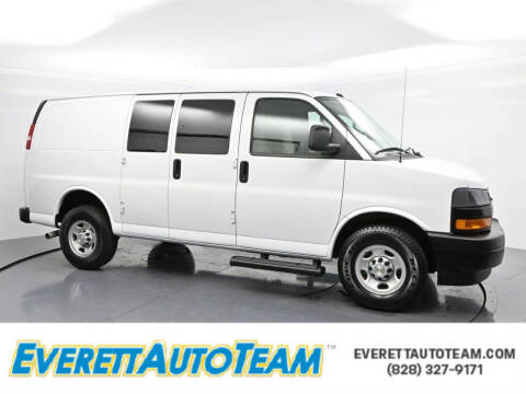 2023 Chevrolet Express 2500