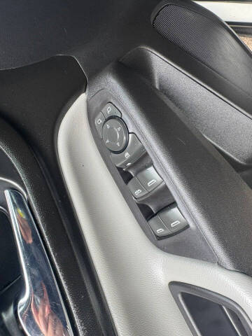 2013 Ford Taurus SEL