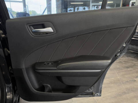 2017 Dodge Charger SXT