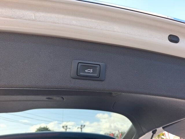 2017 Audi Q5 2.0T quattro Premium Plus