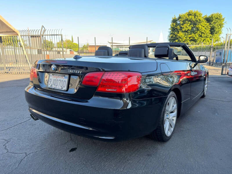 2012 BMW 3 Series 328i
