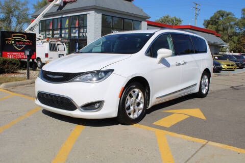 2018 Chrysler Pacifica Touring L Plus