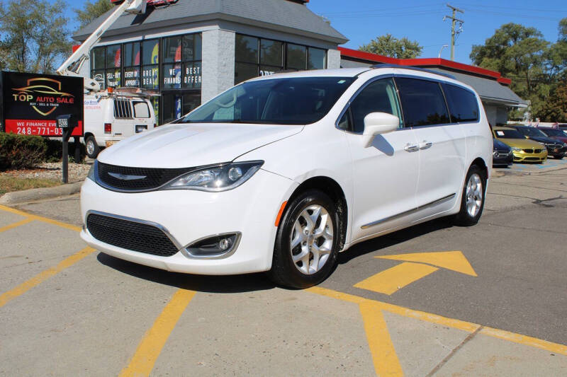 2018 Chrysler Pacifica Touring L Plus