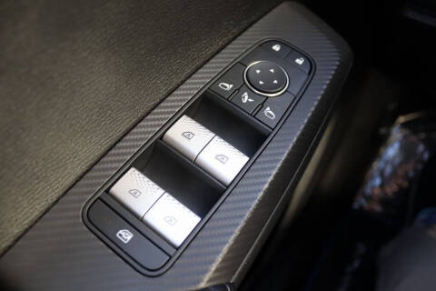 2024 Mitsubishi Outlander PHEV SE