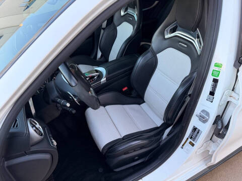 2017 Mercedes-Benz C-Class AMG C 63 S