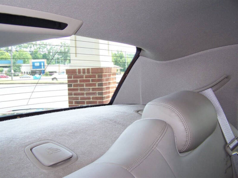 2003 Lincoln Town Car Cartier L