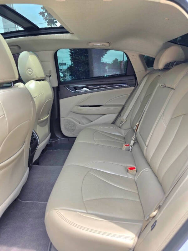2017 Buick LaCrosse Premium